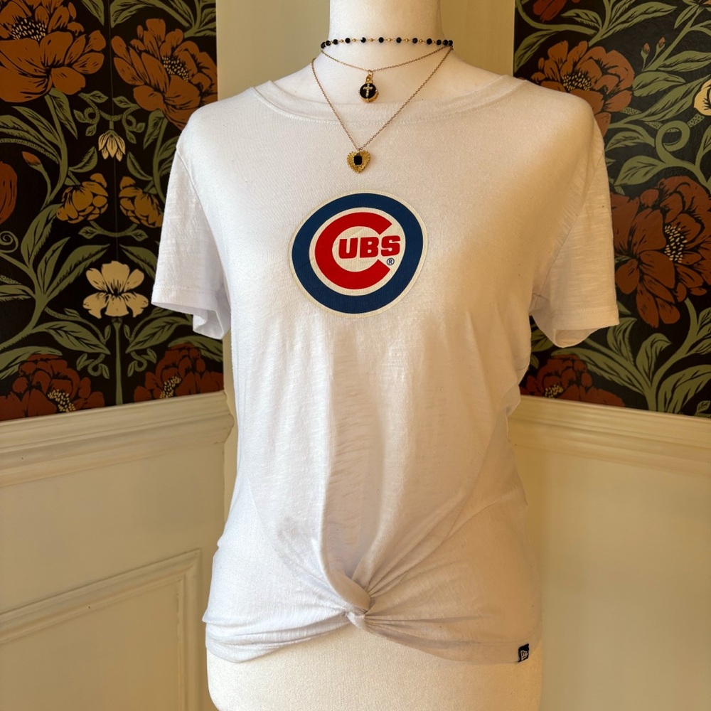 Chicago Cubs MLB Graphic Tee | White Game Day Shirt